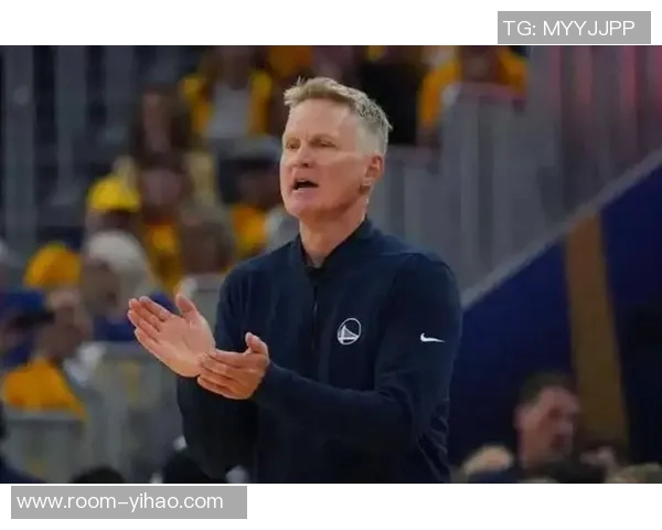 科尔谈执教风格演变强调战术喊声减少的趋势与影响